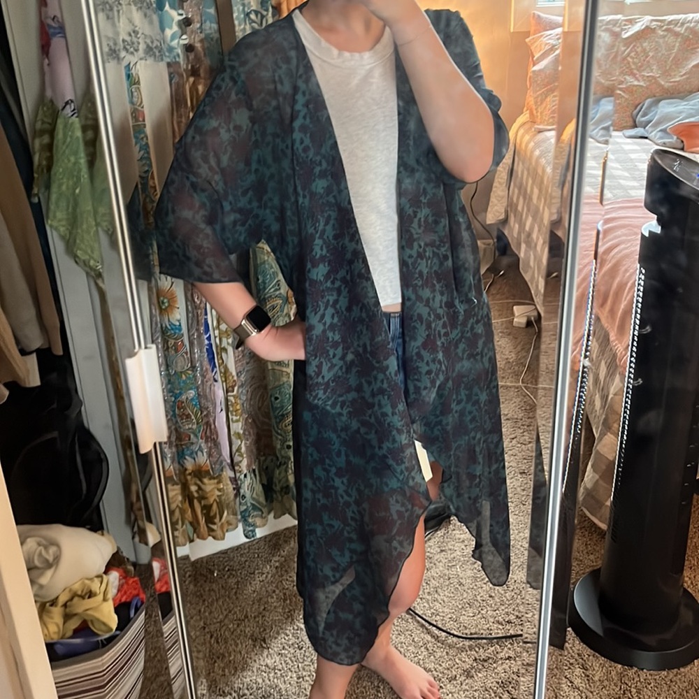 Lula Roe Green Floral Kimono Size Small